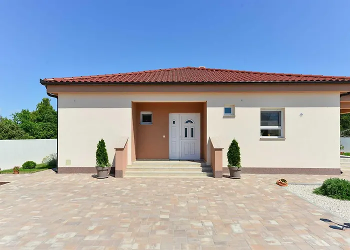 4* First Hill With Heated Pool, * Zaton (Zadar)