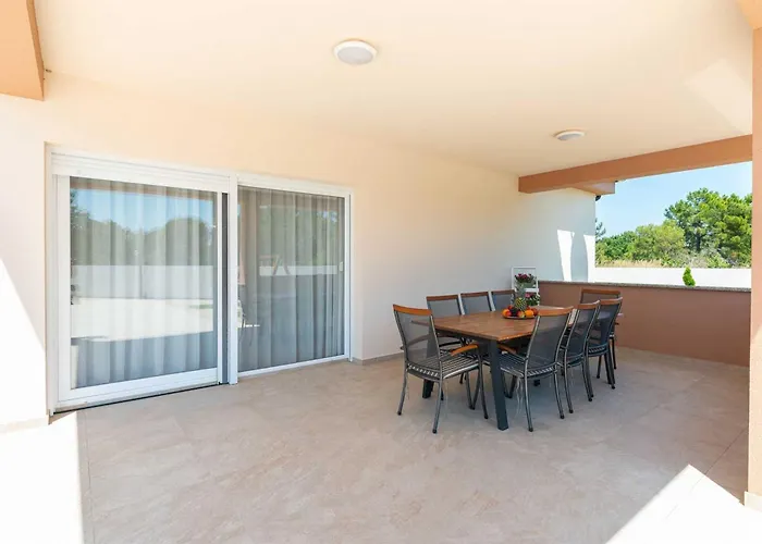 Villa 4* First Hill With Heated Pool, Zaton (Zadar)