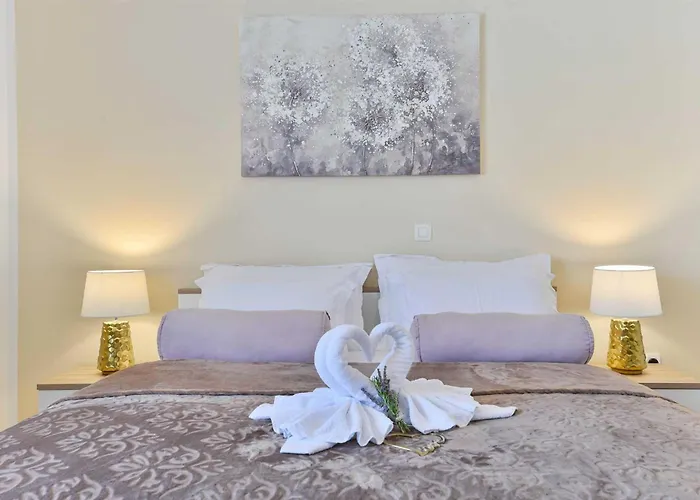 4* First Hill With Heated Pool, Zaton (Zadar)