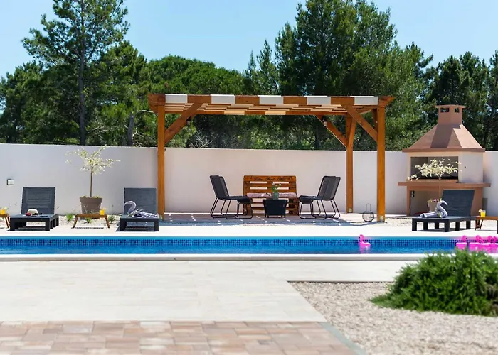Villa 4* First Hill With Heated Pool, Zaton (Zadar)