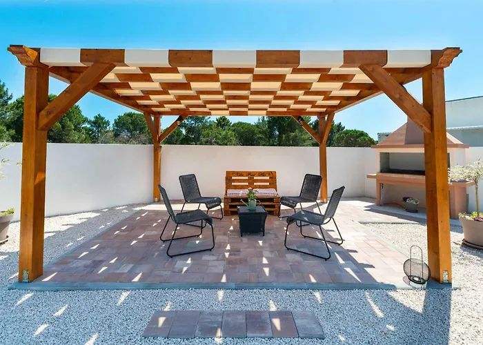 4* First Hill With Heated Pool, Zaton (Zadar)