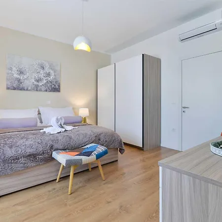 Villa 4* First Hill With Heated Pool, Zaton (Zadar)