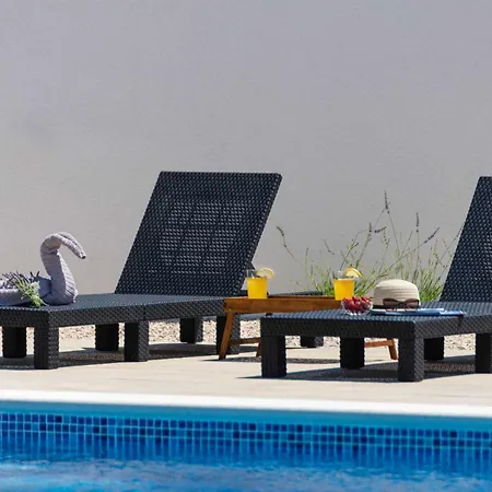 Villa 4* First Hill With Heated Pool, Zaton Zaton (Zadar)